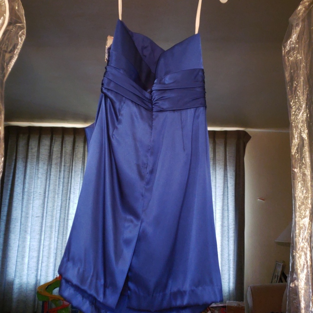 Dress - Picture 2 of 2